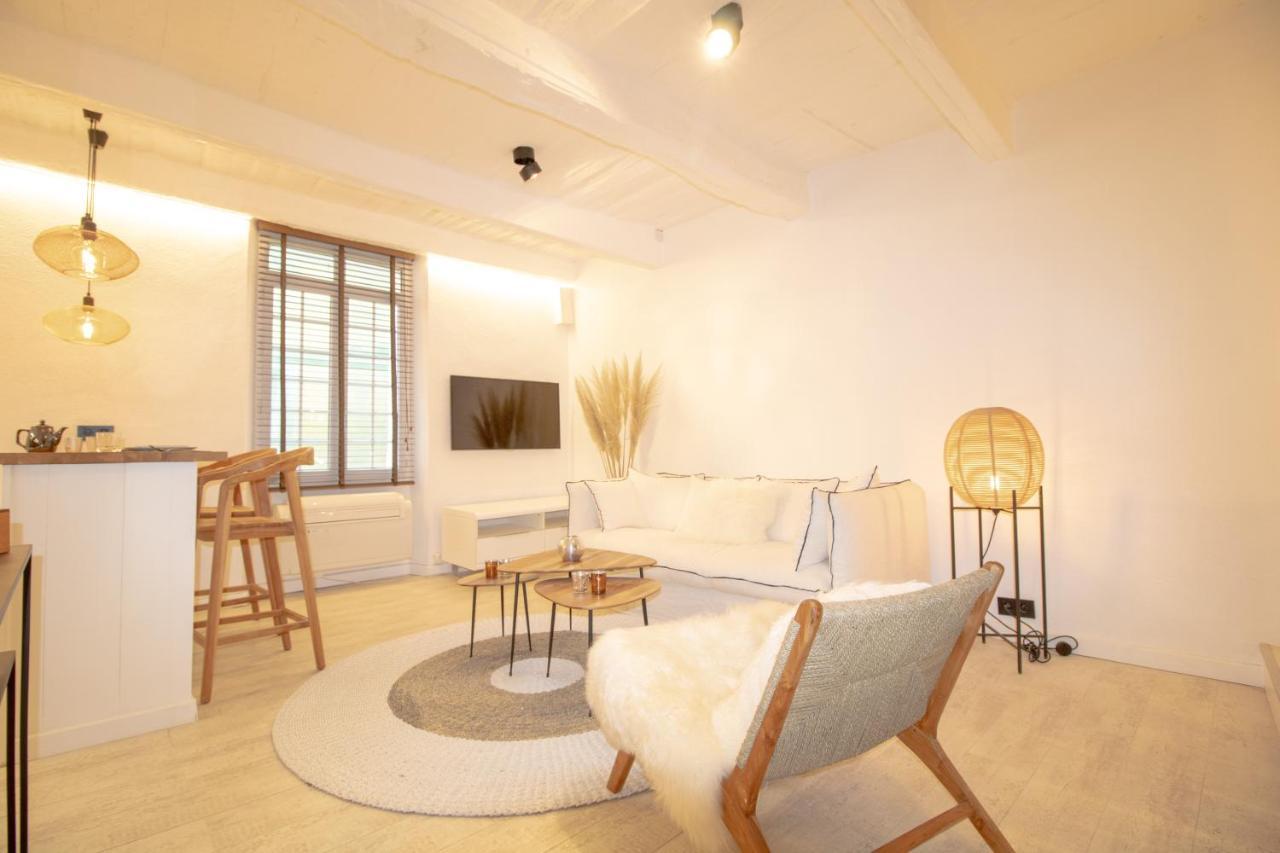 Luxueux Appartement, Centre Historique 50m Du Port Et De La De La Ponche Appartamento